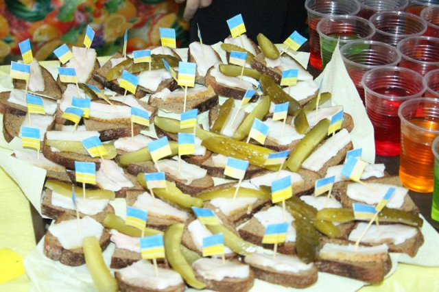 Патріотичний благодійний ярмарок 1 жовтня 2014