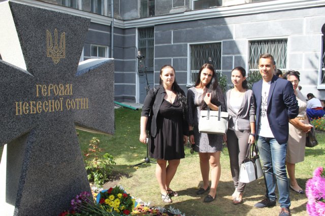 Відкриття козацького Хреста Героям Небесної Сотні