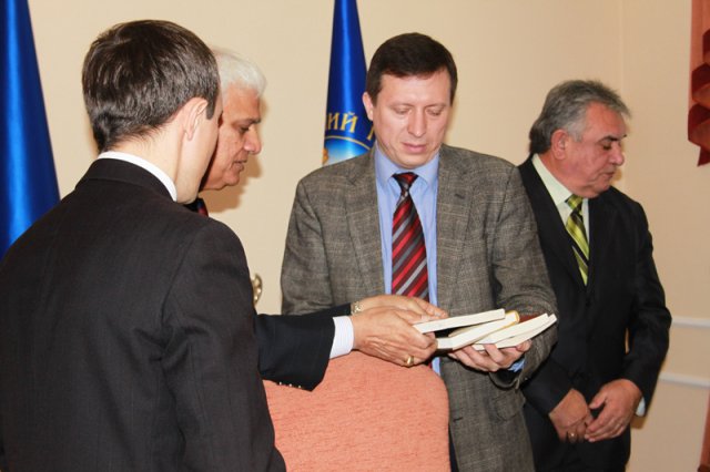 Відкрита лекція Раві Захаріса в НПУ 24 листопада 2014