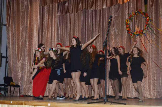 Свято першокурсника в Інституті української філології та літ творчості