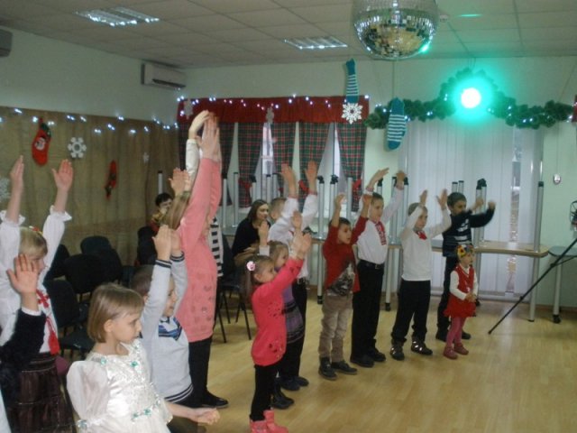 У рамках благодійної акції драгоманівці привітали вихованців «Дитячого містечка»