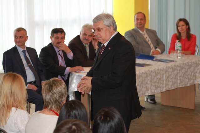 Підписання трьохсторонньої угоди 23 вересня 2014