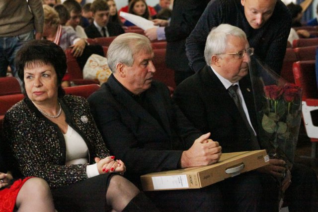 Гімназії Драгоманова 22! 24 жовтня 2014