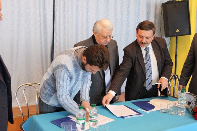 Підписання тристоронньої угоди в університеті 7.10.2015
