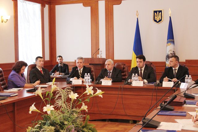 Стартував третій тур Всеукраїнського конкурсу «Кращий державний службовець»