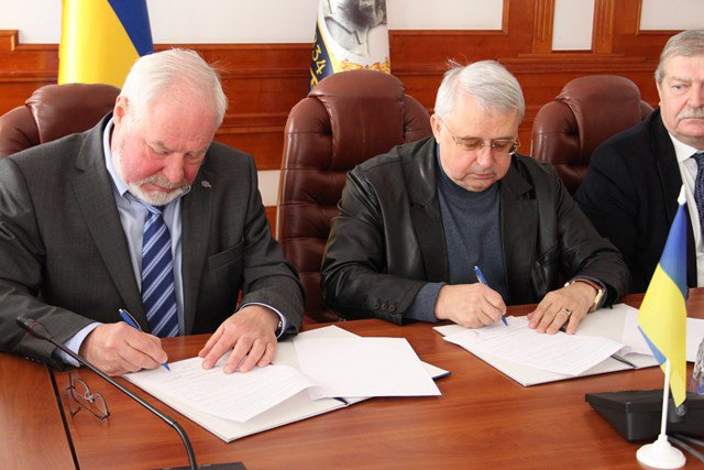 Підписання угоди з Університетом КРОК 4.11.2015