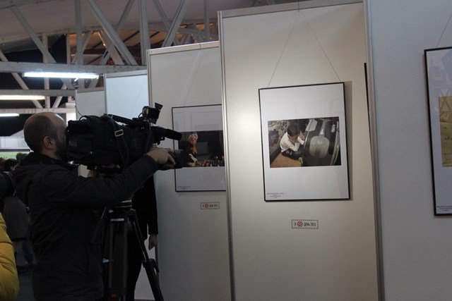 Драгоманівці обрали свою найкращу роботу на фотовиставці «Дня»