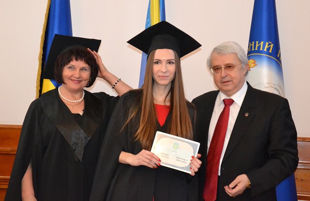 Віктор Андрущенко взяв участь у врученні дипломів магістрам ІЕЕП