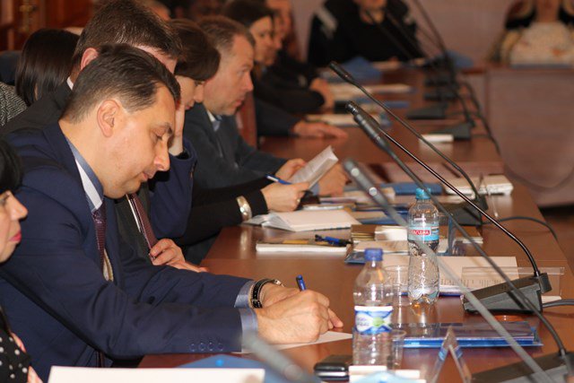 Конференція в ІППК 2 квітня 2015
