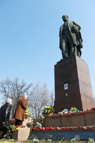 Драгоманівці вшанували Кобзаря 10 березня 2015