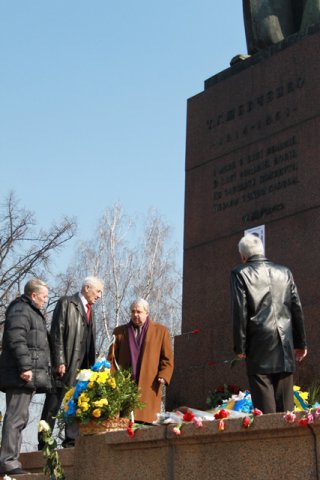 Драгоманівці вшанували Кобзаря 10 березня 2015