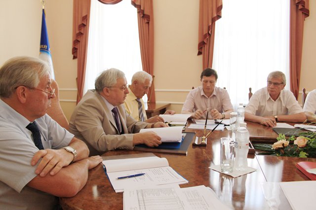 Атестація кадрового складу університету 10 червня 2015