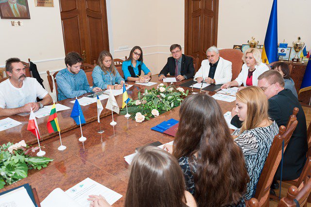 Круглий стіл зі студентського самоврядування 16.09.2015