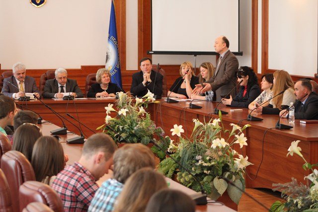 У НПУ змагаються студенти-політологи