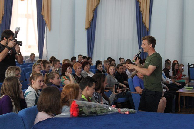 У НПУ відбувся форум «Освітній простір для дітей сиріт» з нагоди міжнародного Дня захисту дітей