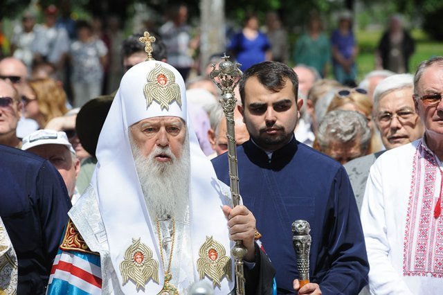 Драгоманівці взяли участь у відкритті пам’ятника своєму випускнику Андрію Малишку
