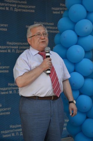 У НПУ грандіозний випуск 2016 