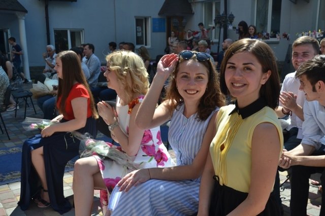 У НПУ грандіозний випуск 2016 