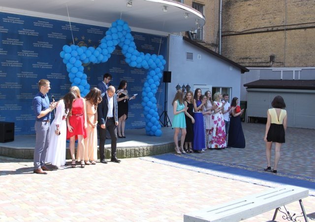У НПУ грандіозний випуск 2016 