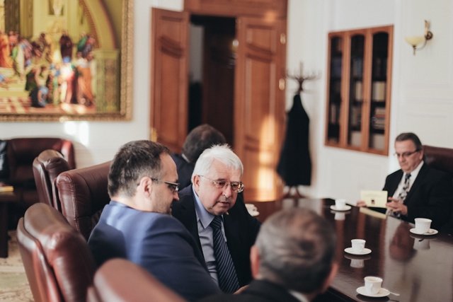 У НПУ прибули делегації з 9 країн світу