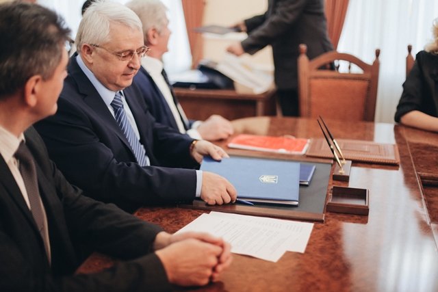 У НПУ прибули делегації з 9 країн світу