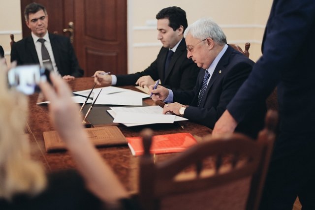 У НПУ прибули делегації з 9 країн світу