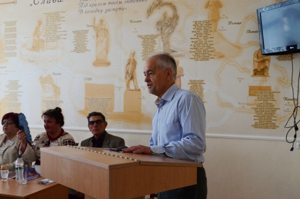 До Шевченківських днів