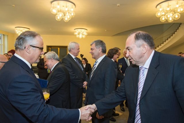 9245 118_Joppen_sRGB